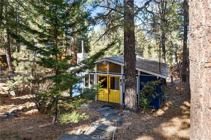 1141 Alta Vista, Big Bear City, CA 92314