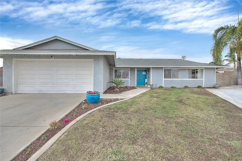 868 W Montrose Street, Bloomington, CA 92316