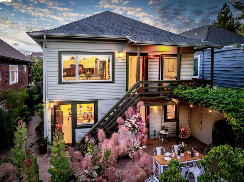 523 61st St, Oakland, CA 94609