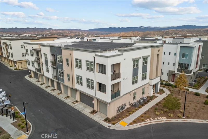 26955 Prospector Road 203, Valencia, CA 91381