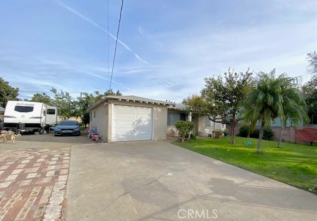523 Fairlawn, Santa Ana, CA 92703