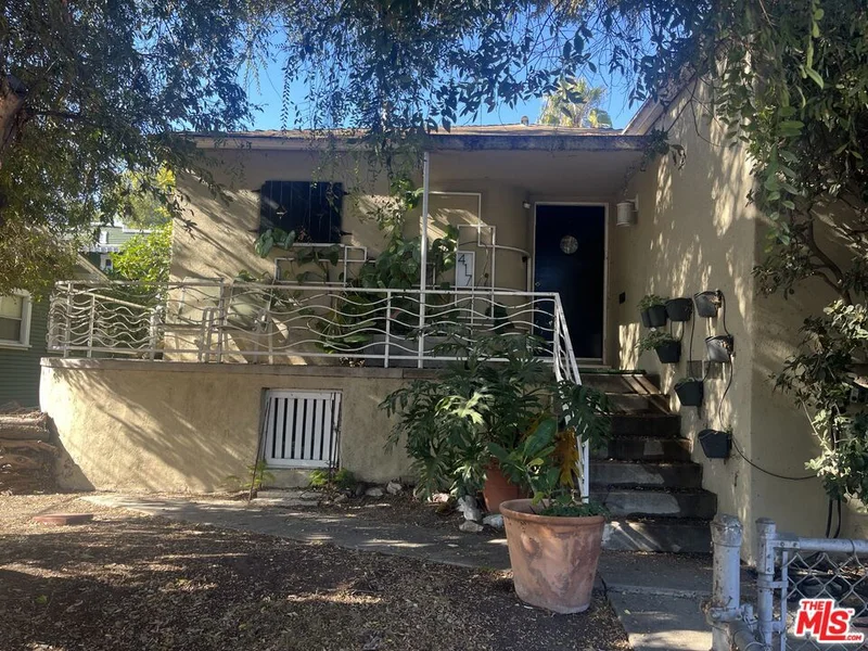 417 S Cabrillo Avenue, San Pedro, CA 90731