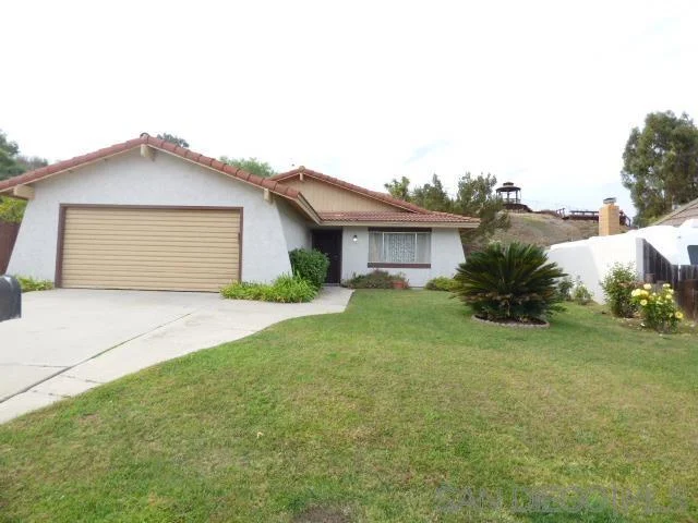5627 Loping Ln, Bonita, CA 91902