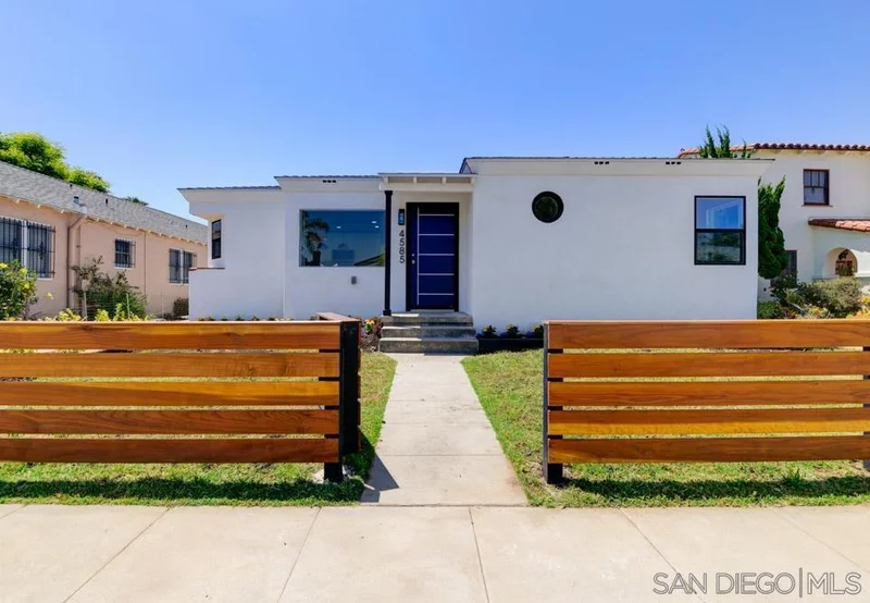 4585 Monroe Ave, San Diego, CA 92115