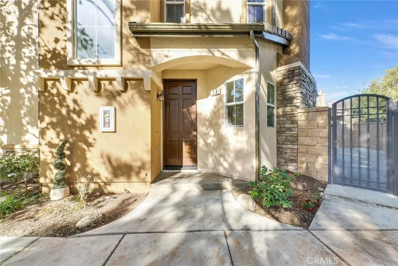 8692 9th Street 30, Rancho Cucamonga, CA 91730