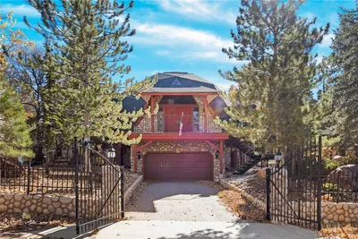 160 Yosemite Drive photo 2