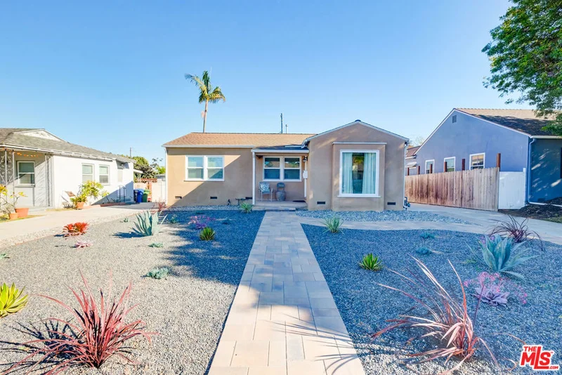 7864 Vicksburg Avenue, Los Angeles, CA 90045