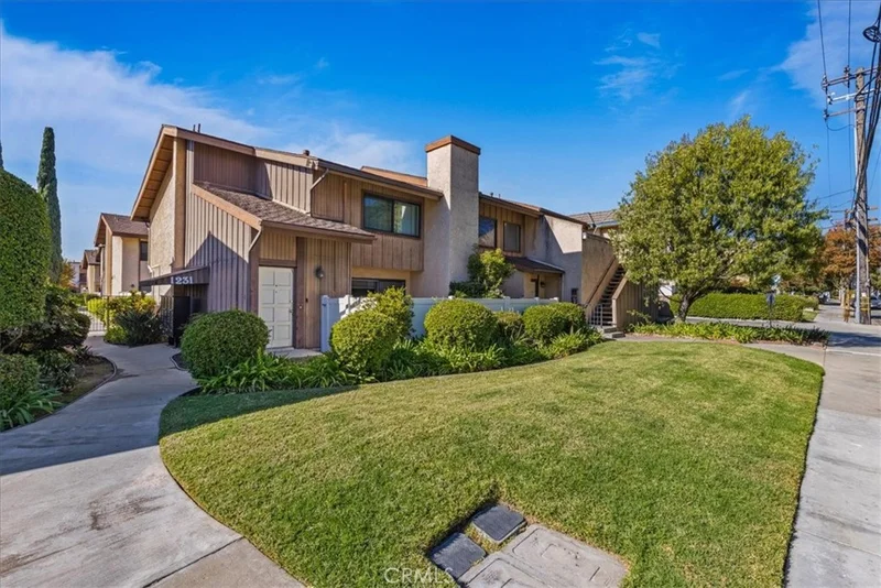1231 S Golden West Avenue 14, Arcadia, CA 91007
