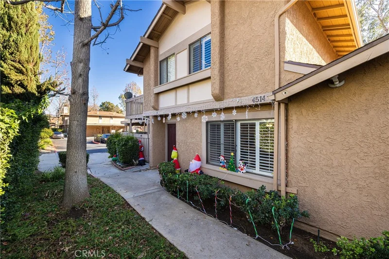 4514 Lubbock Drive B, Simi Valley, CA 93063