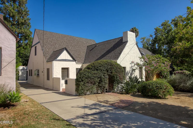 2304 Santa Anita Avenue, Altadena, CA 91001