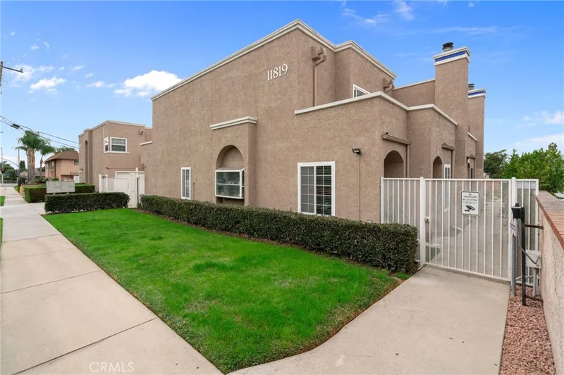 11819 Loma Drive 1, Whittier, CA 90604