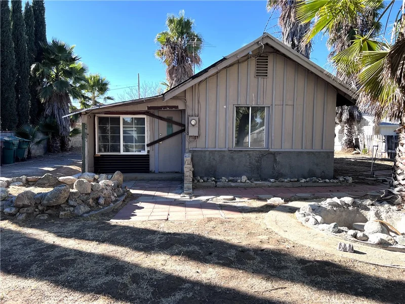 1049 Beaumont Avenue, Beaumont, CA 92223