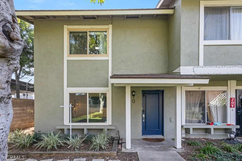 5463 E Candlewood Circle D, Anaheim, CA 92807