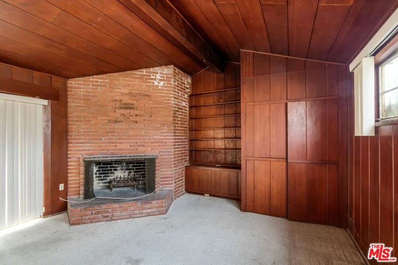 7919 Chase Avenue, Los Angeles, CA 90045