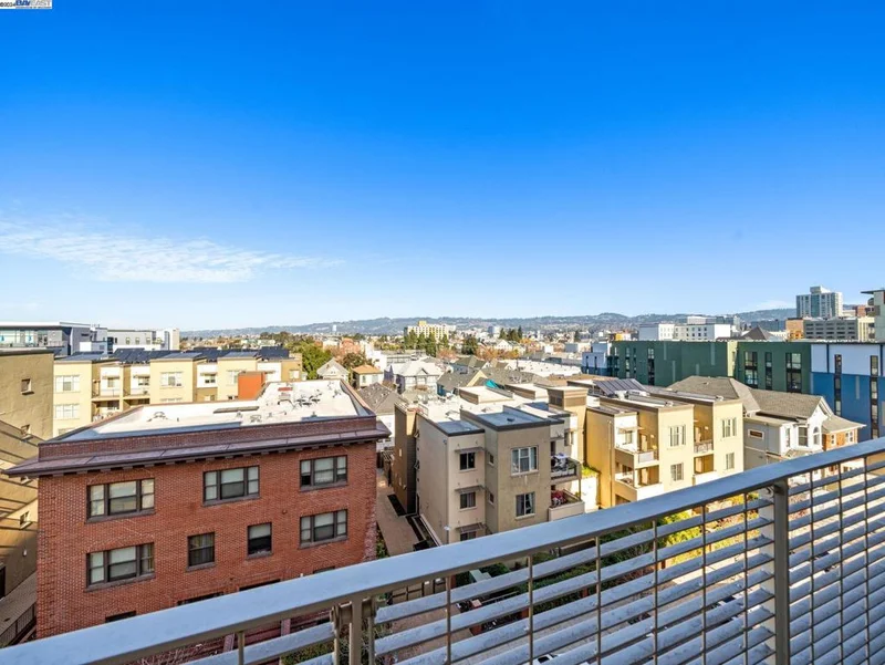 630 Thomas L Berkley Way 616, Oakland, CA 94612