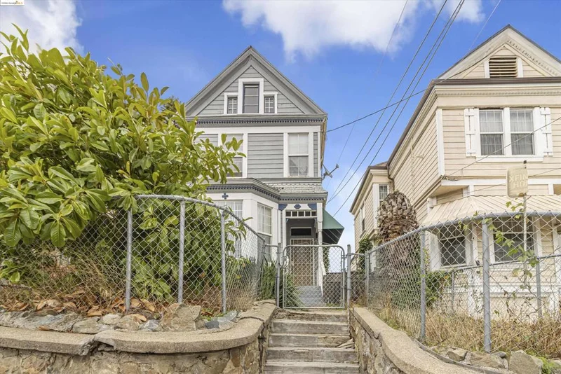 2248 E 22nd St, Oakland, CA 94606