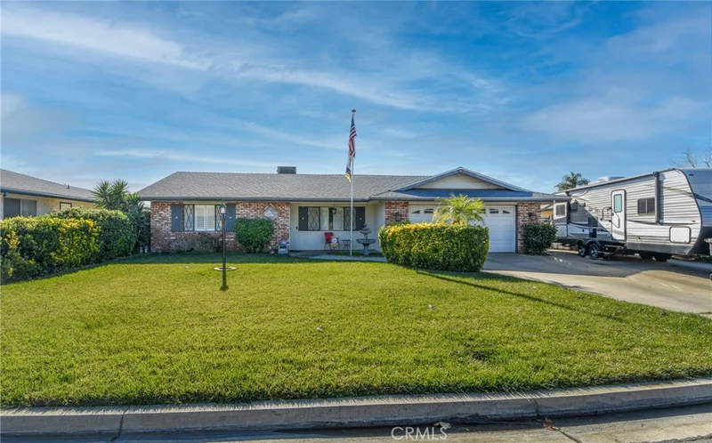 42065 Carnegie Avenue, Hemet, CA 92544