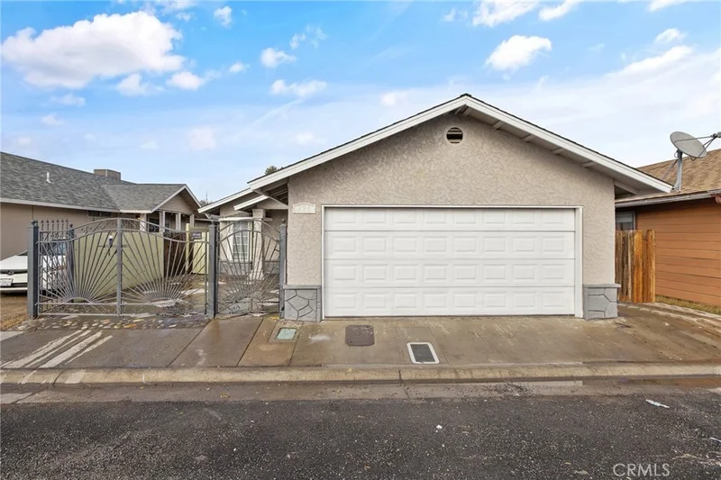 296 Tule Court, Porterville, CA 93257