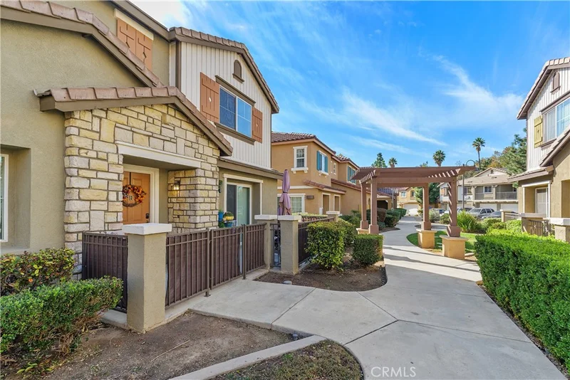 25880 Iris Avenue B, Moreno Valley, CA 92551