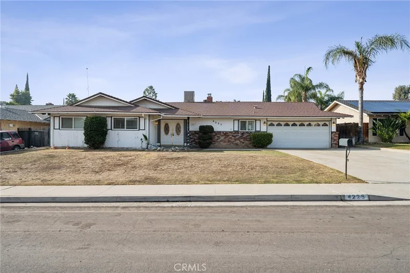 4225 Glencannon Street, Bakersfield, CA 93308