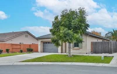 1748 Oxford Court