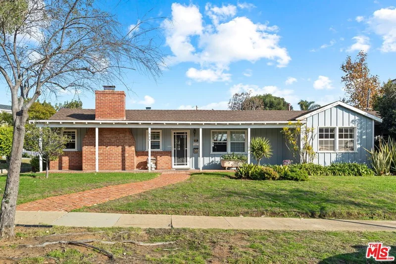 544 Arbramar Avenue, Pacific Palisades, CA 90272