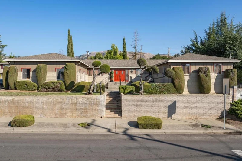 5495 Saint Laurent Court, San Jose, CA 95127