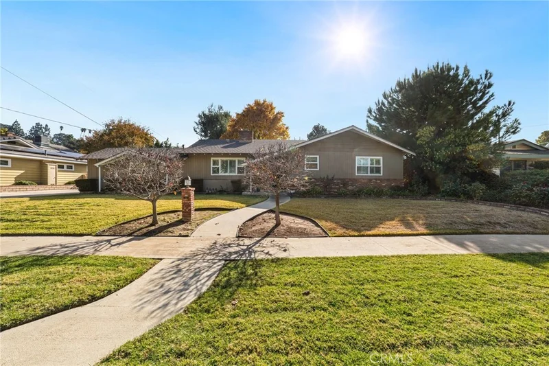 431 W Highland Avenue, Redlands, CA 92373