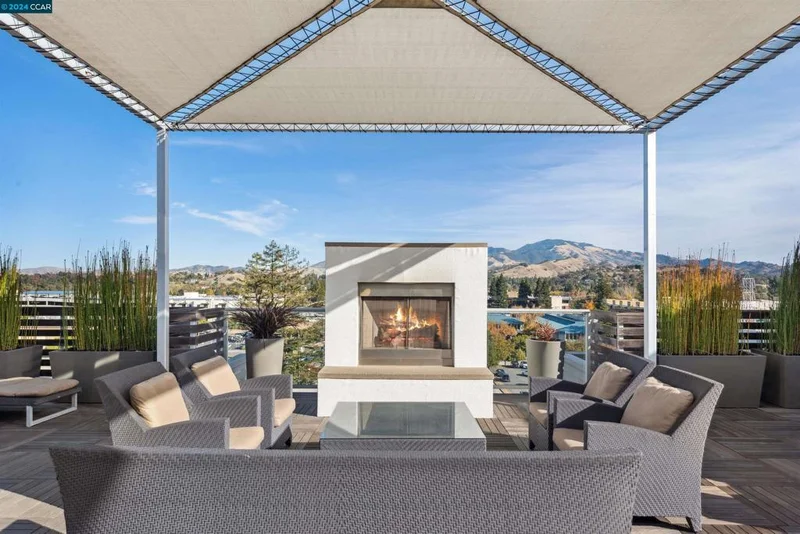 555 Ygnacio Valley Rd 319, Walnut Creek, CA 94596-3301