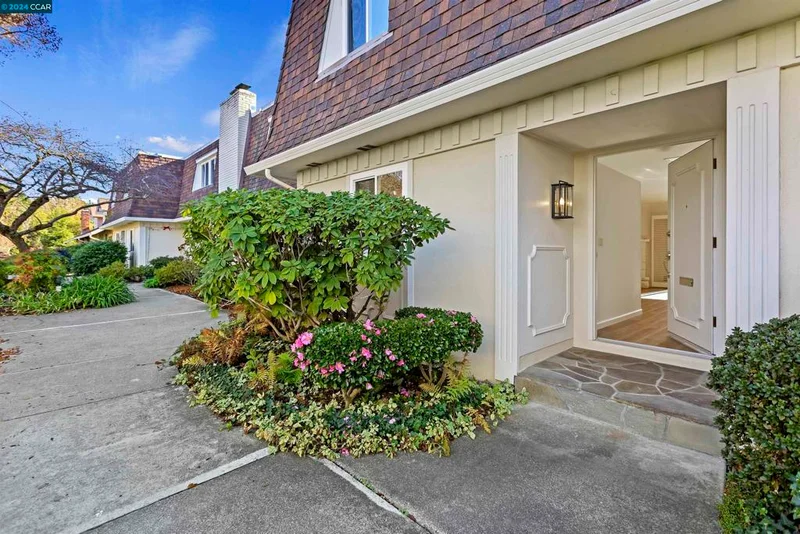101 Miramonte Dr., Moraga, CA 94556