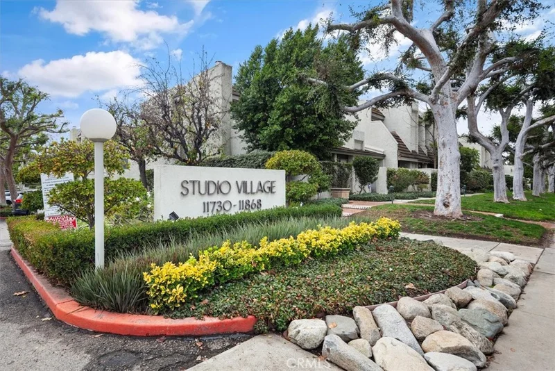 11762 Moorpark Street C, Studio City, CA 91604