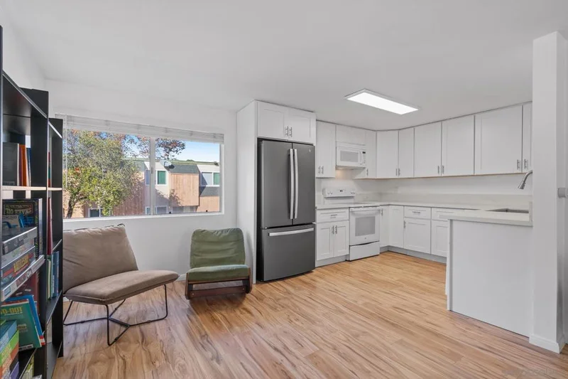8761 Lake Murray Blvd 5, San Diego, CA 92119