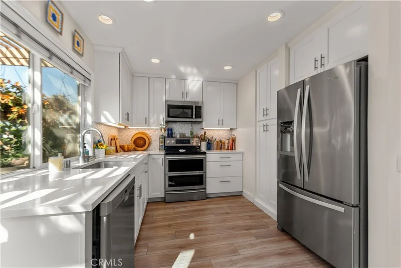 430 Carriage Drive F, Santa Ana, CA 92707