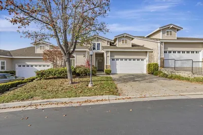 9002 Village View Drive