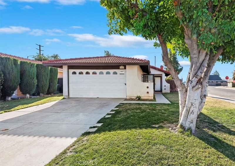 1906 Overland Street, Colton, CA 92324