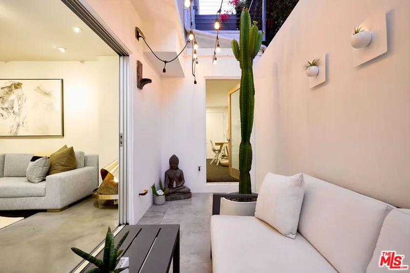 909 Grant Street 2, Santa Monica, CA 90405