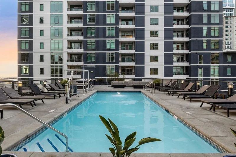 425 W Beech St 803, San Diego, CA 92101