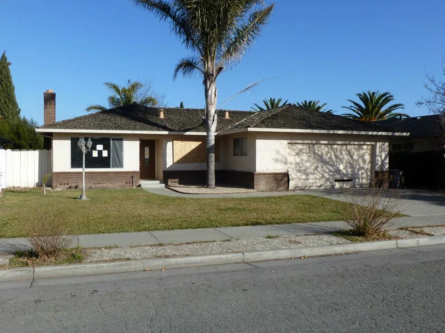 870 B, Hollister, CA 95023