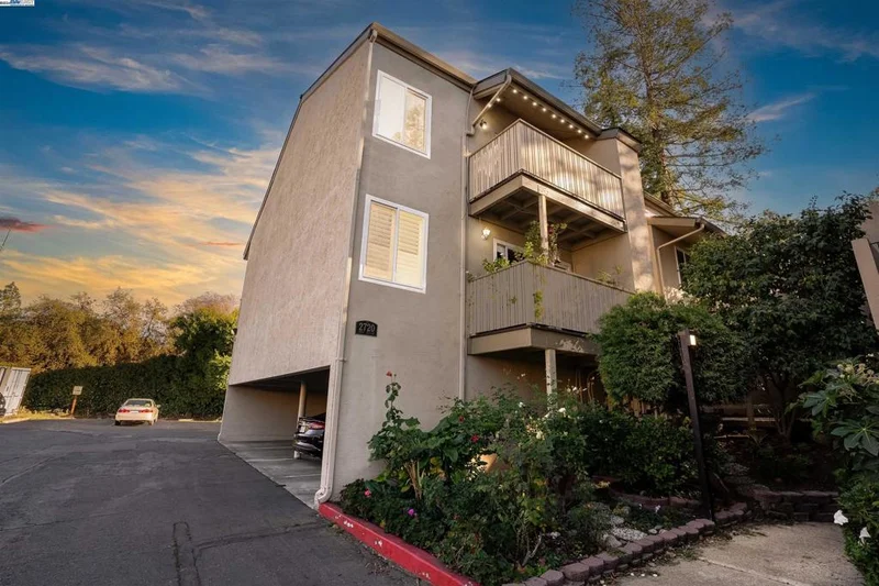 2720 Oak Rd 136, Walnut Creek, CA 94597