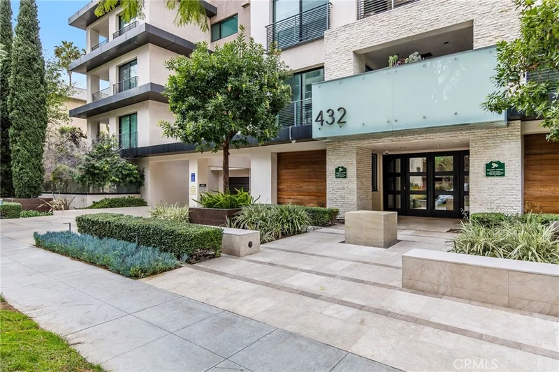 432 N Oakhurst Drive 307, Beverly Hills, CA 90210