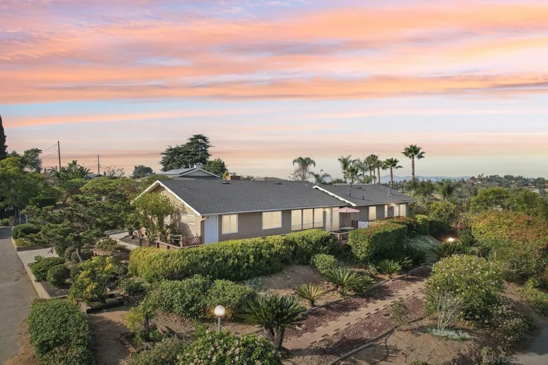 1185 Belmont Terrace, Vista, CA 92084
