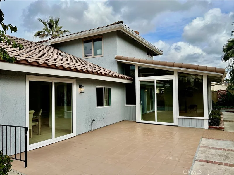 10162 Cliff Drive, Huntington Beach, CA 92646