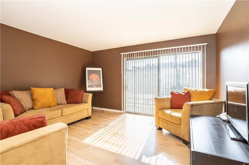 5460 White Oak Avenue E229, Encino, CA 91316