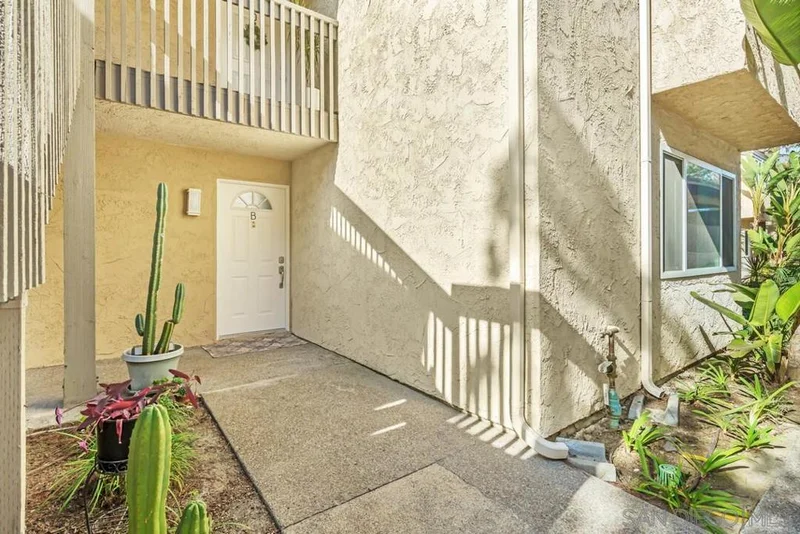 8640 Via Mallorca B, La Jolla, CA 92037