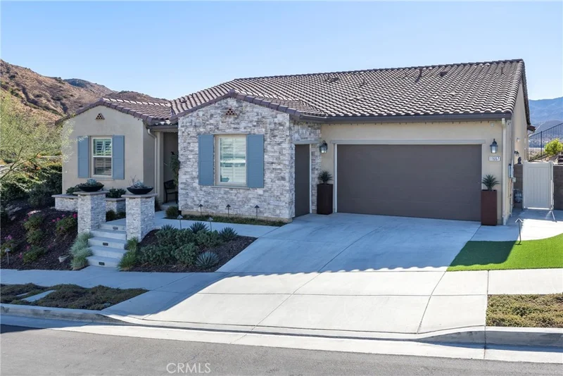 11667 Oakton Way, Corona, CA 92883