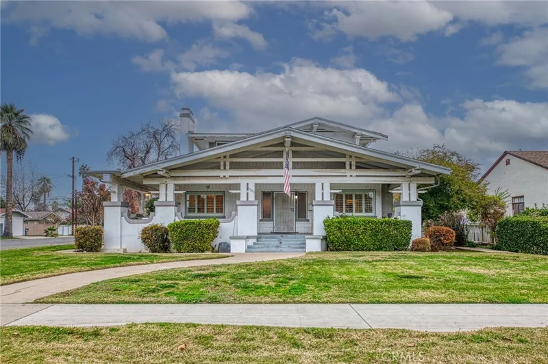 3303 E Mono Avenue, Fresno, CA 93702