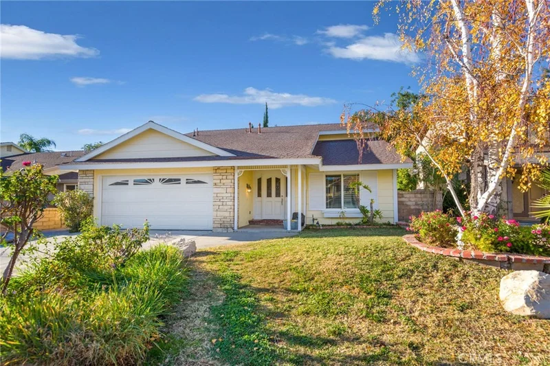27555 Camomile Lane, Saugus, CA 91350