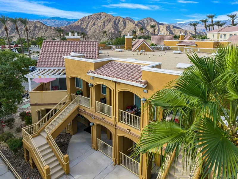 45245 Seeley Dr. 18D, La Quinta, CA 92253