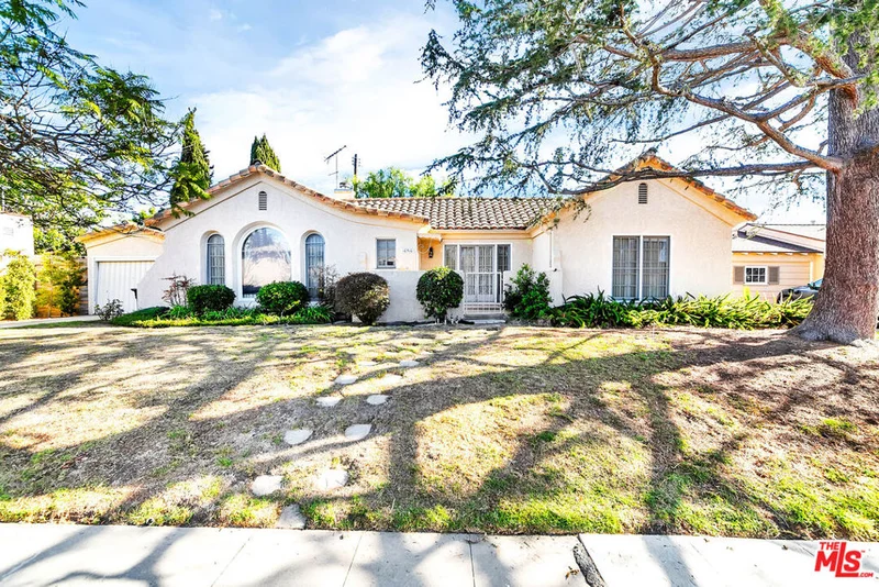 10510 Bradbury Road, Los Angeles, CA 90064
