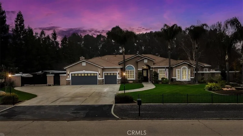 5220 Queen Elizabeth Drive, Atwater, CA 95301